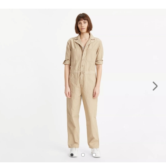 Levis Jumpsuit - Picture 6 of 6